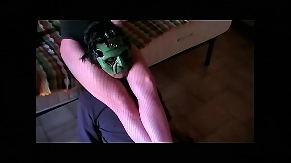 Scissor and Throat Trampling (preview from Fetish Obsession)